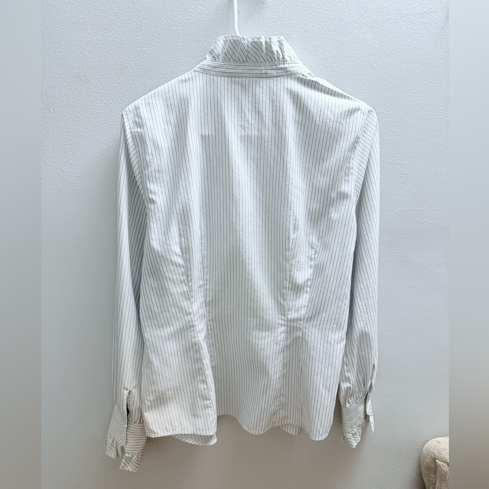 Brooks Brothers Women’s 10 Button Down Ivory & Blue Striped Ruffle Collar Blouse - Picture 6 of 8